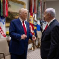 Trump greets Bibi, May 2025